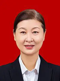 如何使用专业设备进行高效的篮板训练?_1
